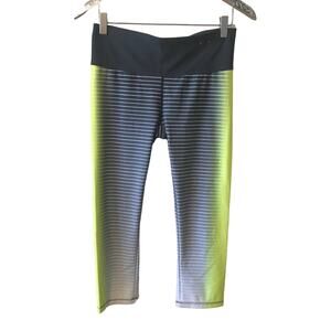 Gap gfast neon stripe crop capri leggings